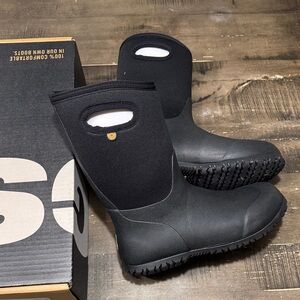 Kids Black Waterproof Boots Size 6